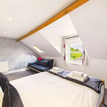 New Charming Victorian By Signature - Free Parking - Spacious Tatil Evi Whitby