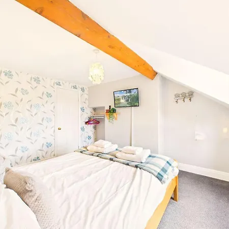 Tatil Evi New Charming Victorian By Signature - Free Parking - Spacious